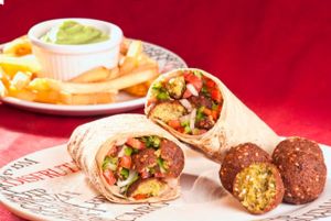 sandwich de falafel at VEGANO El Buen Alimento in Cali