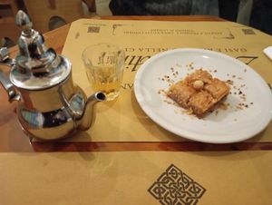 Jasmine tea and baklava with hazelnuts at Al Madina in Pisa