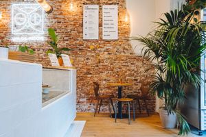  at Wild & The Moon - Van Woustraat in Amsterdam