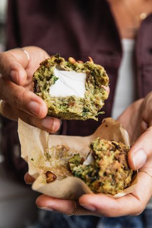 Green Muffin at Wild & The Moon - Van Woustraat in Amsterdam