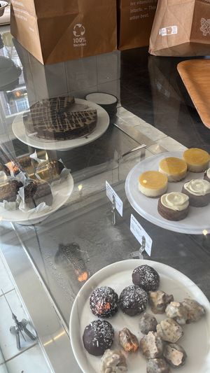 More sweet things  at Wild & The Moon - Van Woustraat in Amsterdam