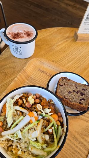  at Wild & The Moon - Van Woustraat in Amsterdam