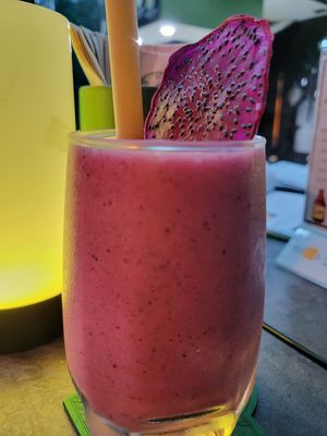 Dragon fruit smoothie at The Vegan Table in Bangkok