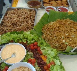 various dishes at Loving Hut in Singaraja