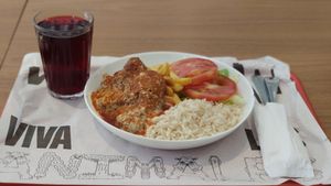  at Viva la Vegan in Curitiba