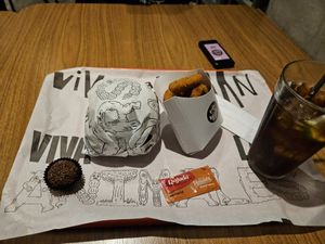  at Viva la Vegan in Curitiba