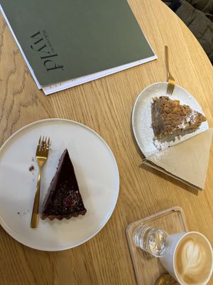 Tart of the Day & Apfelkuchen  at Wyld in Stuttgart