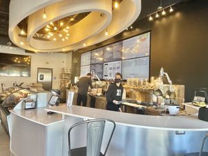 💚🌱  at Raw Juce in Fort Lauderdale