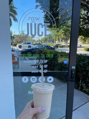 💚🌱  at Raw Juce in Fort Lauderdale