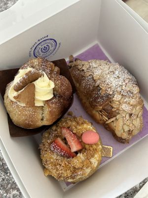 Cinnamon Roll Muffin, Starbwery Shortcake Doughnut, Almond Crossiant (best crossiant ever)   at Purple Horseshoe Baking in Oakville