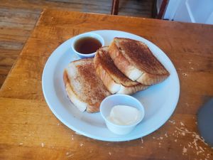 Vegan cinnamon toast crunch French toast at Butter Cafe in Dayton