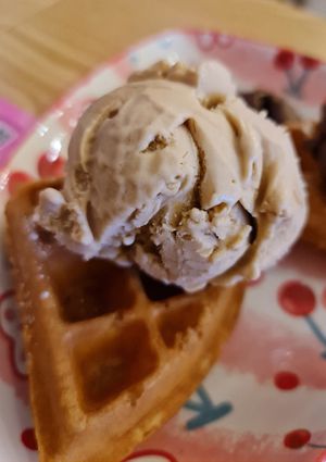 Peanut Butter Close up ~ 10/3/22 at Heartbreak Melts in Northeast Singapore