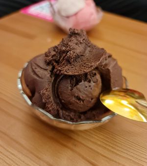Chocolate flavour ~ 1/5/22 at Heartbreak Melts in Northeast Singapore