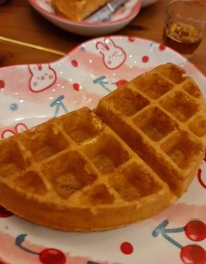 Waffles 😍 ~ 1/5/22 at Heartbreak Melts in Northeast Singapore