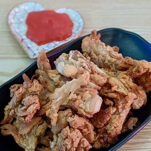 Oyster Mushroom at Heartbreak Melts in Northeast Singapore