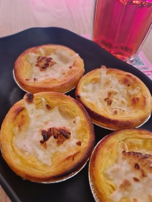 Vegan Cheese Tarts ~ 12/8/22 at Heartbreak Melts in Northeast Singapore