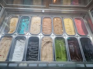 All shades of VEGAN ice cream~ 21/01/23 at Heartbreak Melts in Northeast Singapore
