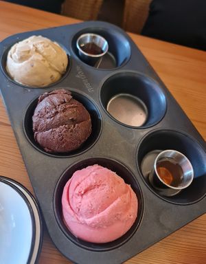 Trio ~ 30/4/23 at Heartbreak Melts in Northeast Singapore