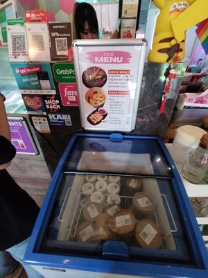 Sell pints of vegan ice-cream, unagi waffle at Heartbreak Melts in Northeast Singapore