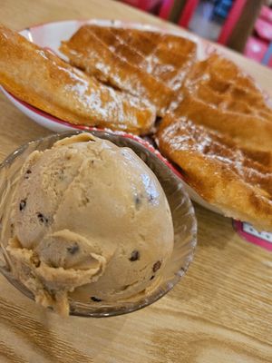 ~ 11/4/24 at Heartbreak Melts in Northeast Singapore