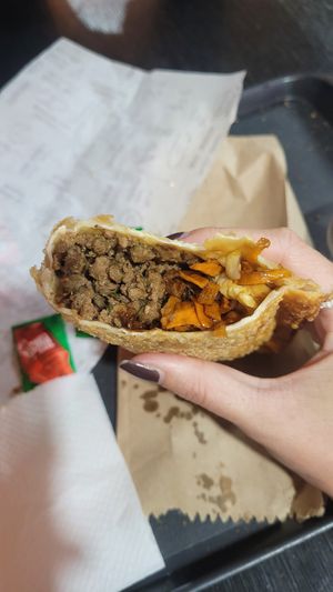 granules, cabbage, carrots and teriyaki sauce at Um Sonho de Coxinha (Cantina Vegana) in Sao Paulo