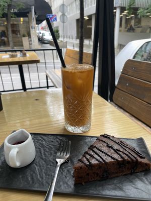 ACE fresh juice and vegan chocolate cake  at Tamper Specialty Coffee & Brunch in Belgrade