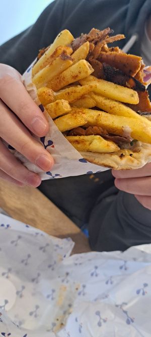Large seitan pita at Yianni's in Glasgow