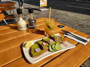  at Le Pain Quotidien in Brussels