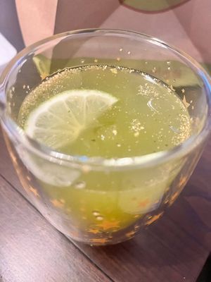 Basilikum-Ingwer-Limonade at Green Thai in Neu-isenburg