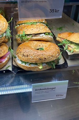 Vegan avocado bagel   at Espresso House in Kungens Kurva
