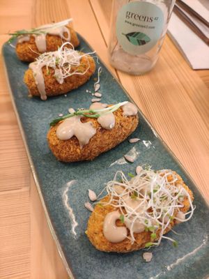 Croquetas at Greens 42 in Alicante