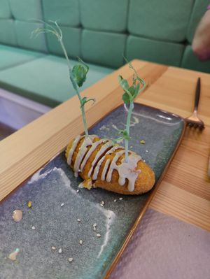 Raw croquette at Greens 42 in Alicante