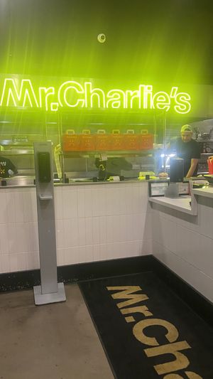 Vibes  at Mr.Charlie's - Los-Angeles in Los Angeles