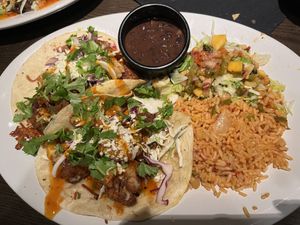 Vegan tacos 🤍🌱  at Mama Tigre in Oakton