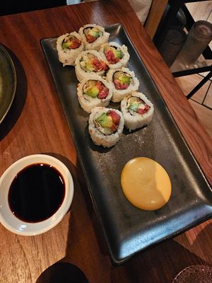 Spicy tuna roll at Planta in Bethesda