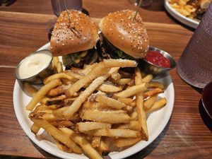 Burger at Planta in Bethesda