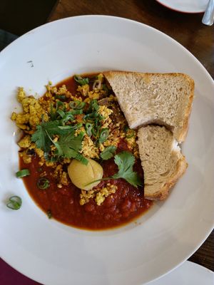 Shakshuka at Tisch in Vienna