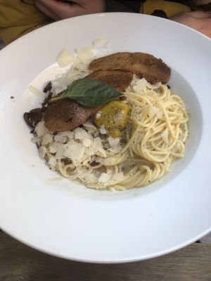 Spagetti carbonara   at Tisch in Vienna