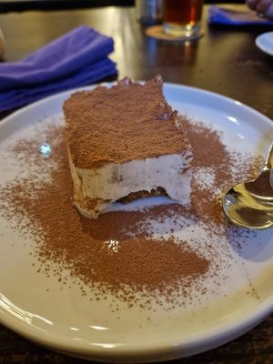 Tiramasu at Tisch in Vienna