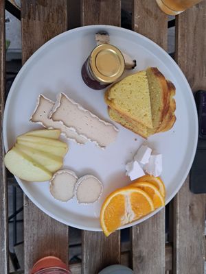 Cheese platter at Tisch in Vienna