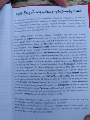 Wo das so herkommt...und woraus es besteht at Tisch in Vienna