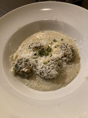 Spinatknödel  at Tisch in Vienna