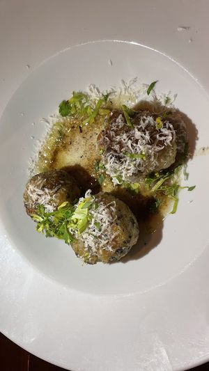 Bärlauchknödel  at Tisch in Vienna