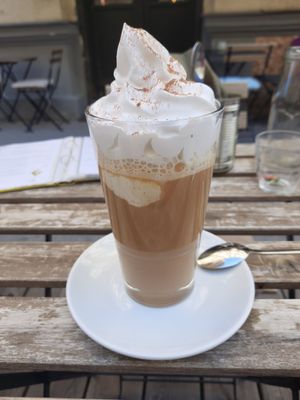 Wiener Eiskaffee at Tisch in Vienna