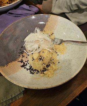 „Dubai“ dumplings with cotton candy   at Tisch in Vienna