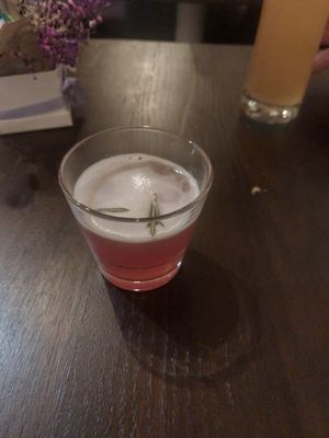 Alcohol free cherry rosmarine sour at Tisch in Vienna