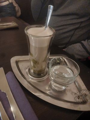 Hot Green Tea White Chocolate at Tisch in Vienna