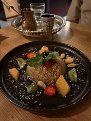 süßer couscous mit früchten   at Ya Habibi in Graz