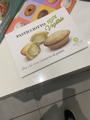 Cartolina  at Martinucci Laboratory in Rome