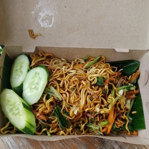 Mie Goreng at Minang Vegan in Ubud